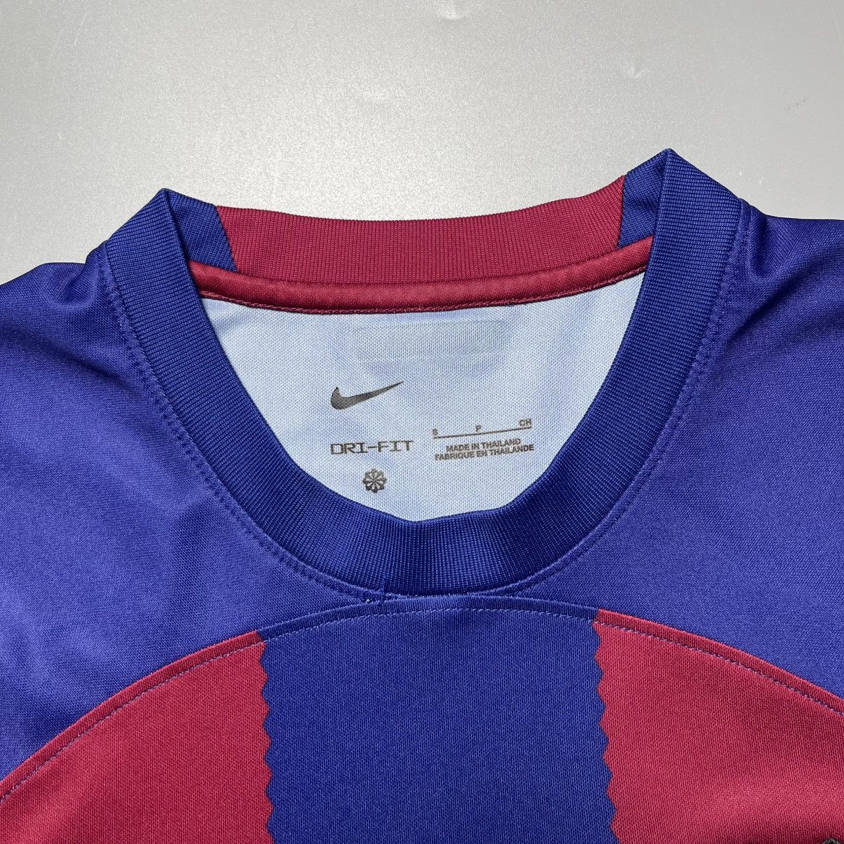 Nike BARCELONA NIKE 2023/2024 FOOTBALL HOME JERSEY #8 PEDRI Size US S / EU 44-46 / 1 - 5 Thumbnail