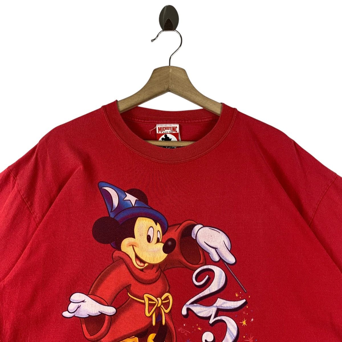 Vintage MINNIE MOUSE big printed disney tee
