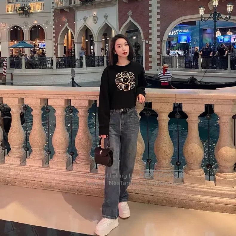 Chanel Chanel Black floral embroidered sweatshirt Size XS / US 0-2 / IT 36-38 - 8 Thumbnail