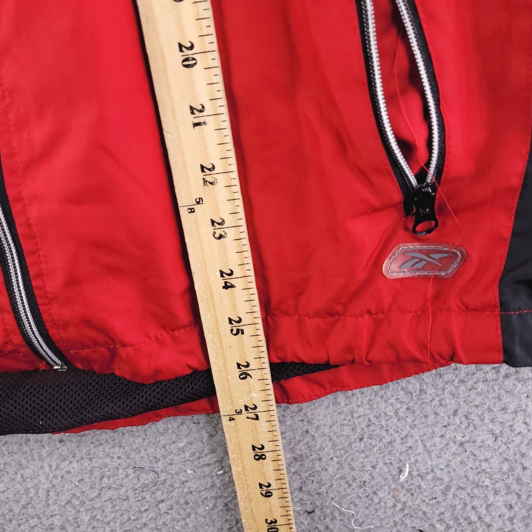 Reebok VINTAGE Reebok Jacket Mens M Red Windbreaker 90s Track Boxy Nineties Measurements in Photos Womens? Size US M / EU 48-50 / 2 - 7 Thumbnail