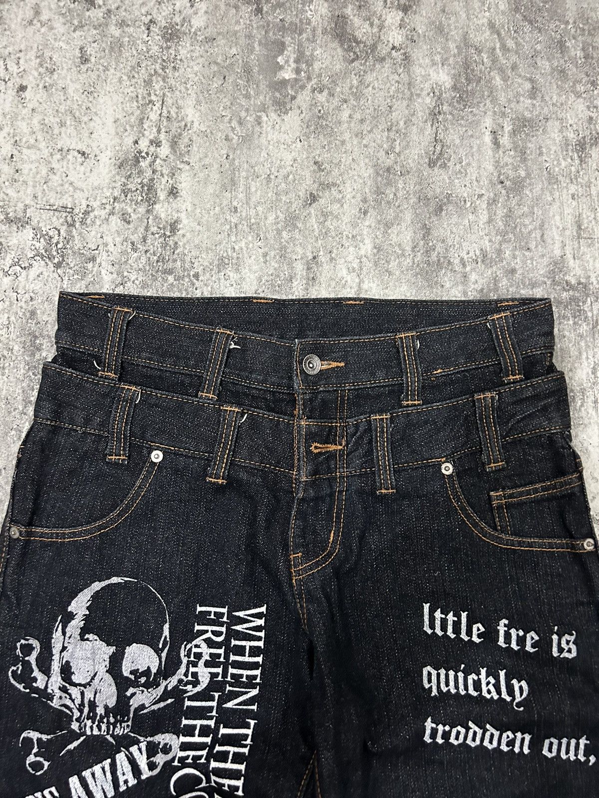 JNCO Japanese Skull Poem Y2k Doublle Waist Short Pants Size US 32 / EU 48 - 6 Thumbnail