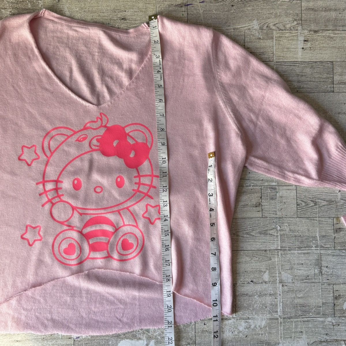 Vintage Carebear X Kitty, Vintage Oversized Cashmere Sweater Size ONE SIZE - 12 Thumbnail