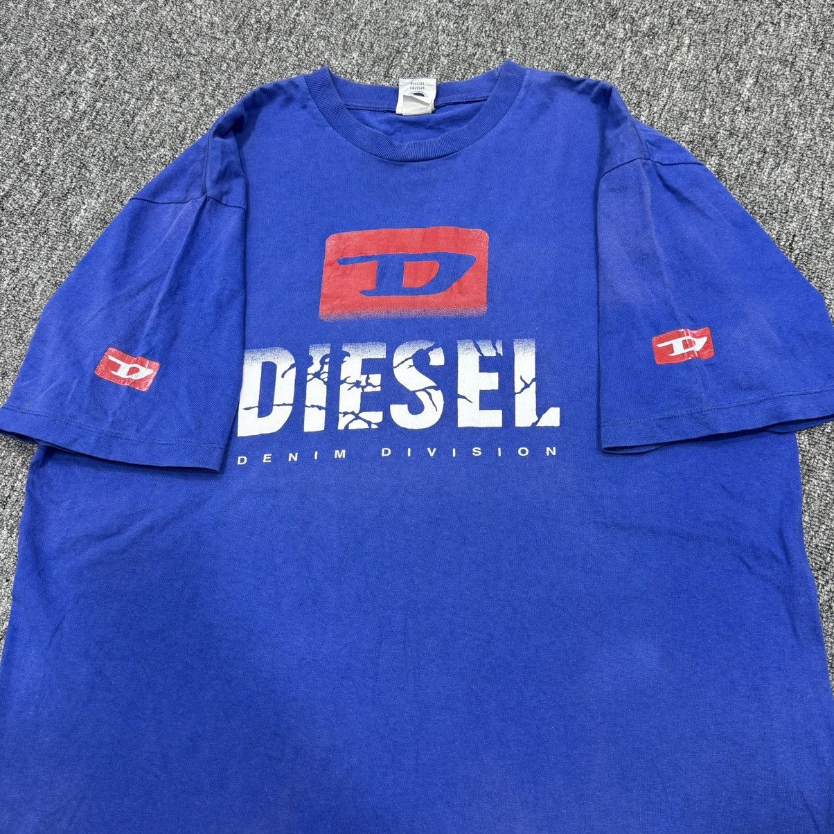 Diesel × Vintage Diesel Big Logo Tshirt L Size Size US L / EU 52-54 / 3 - 3 Thumbnail