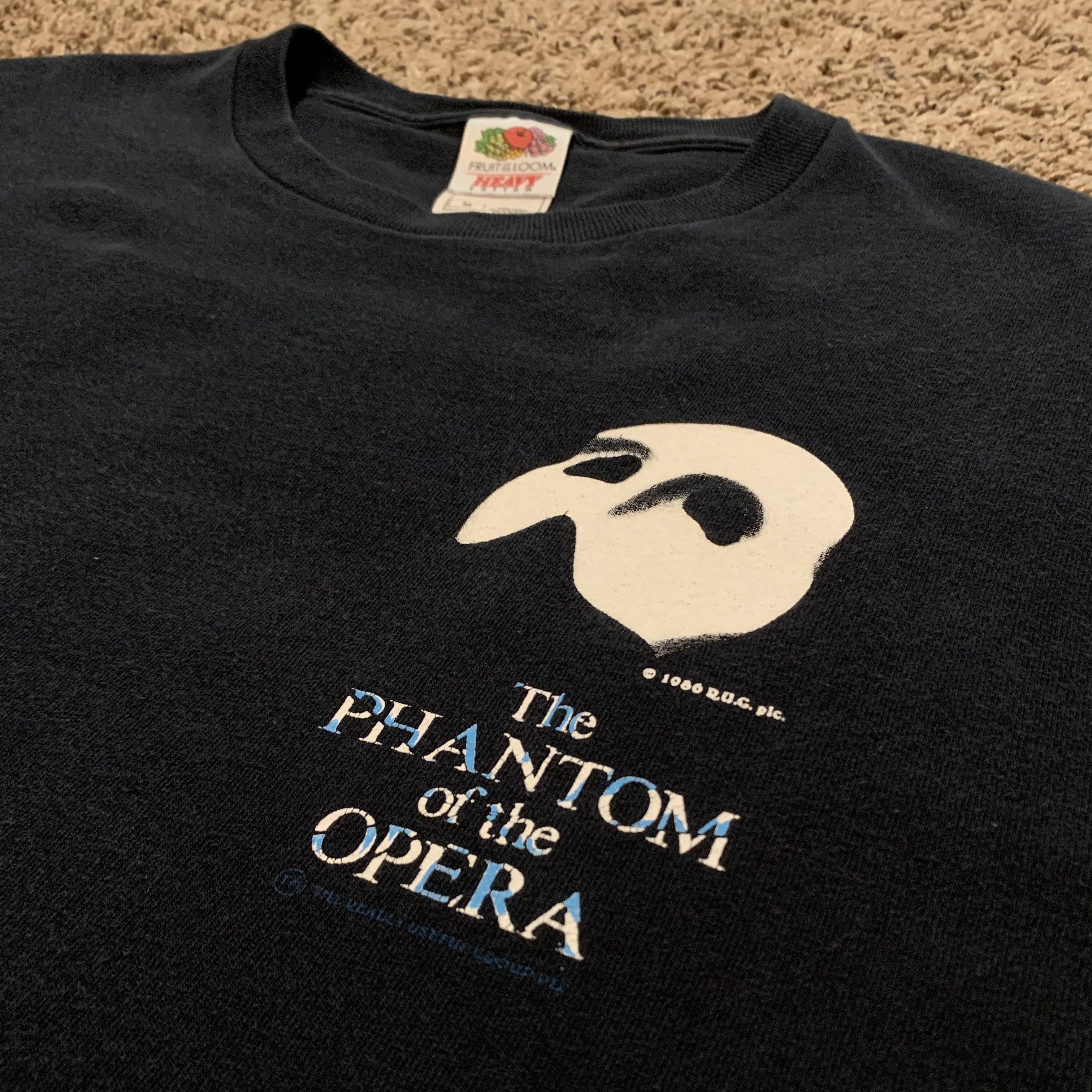 Fruit Of The Loom VINTAGE PHANTOM OF THE OPERA T-SHIRT Size US M / EU 48-50 / 2 - 3 Thumbnail