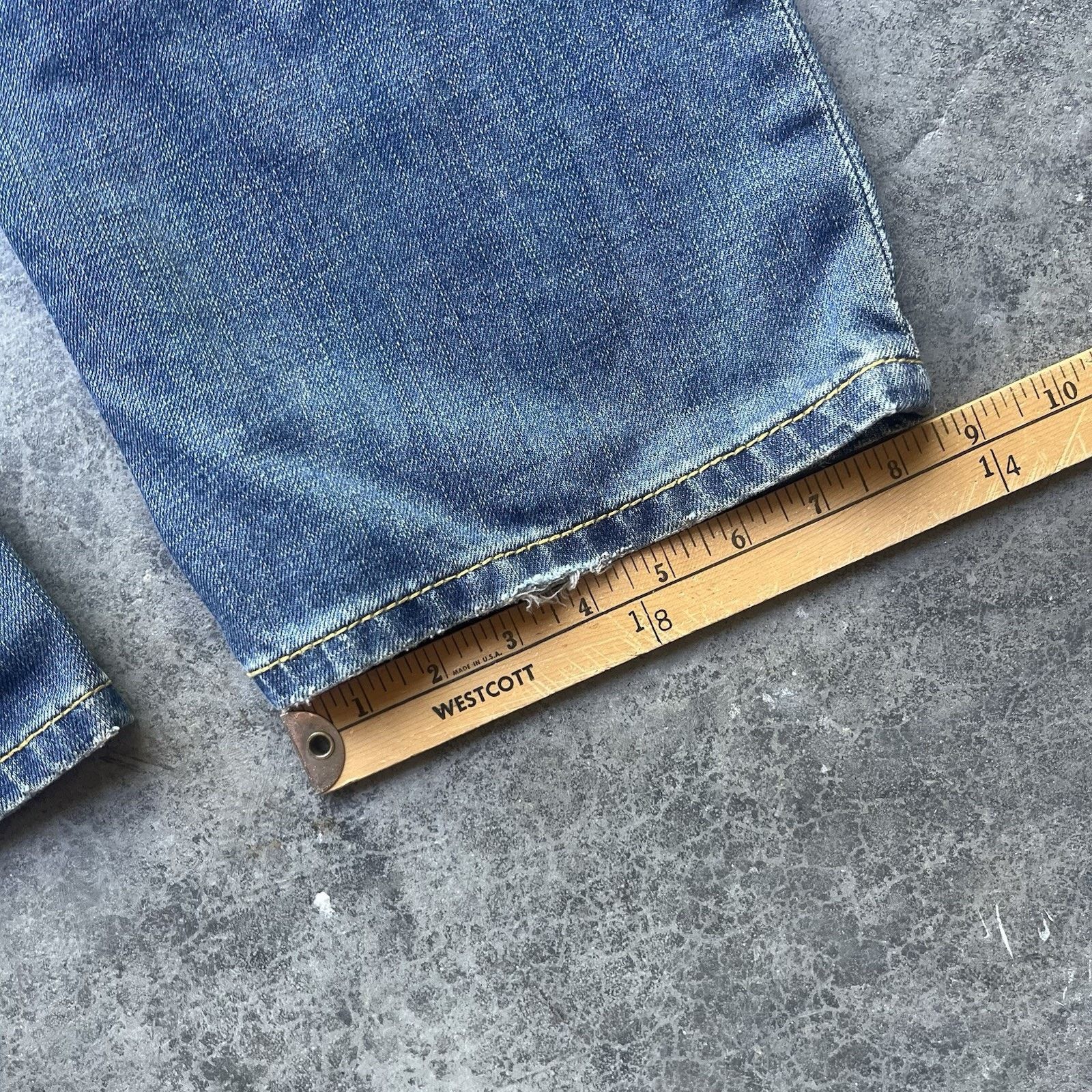 Ecko Unltd. Y2K Marc Ecko Baggy Jeans Men’s 36 X 32 Medium Faded Wash Em Size US 36 / EU 52 - 4 Thumbnail
