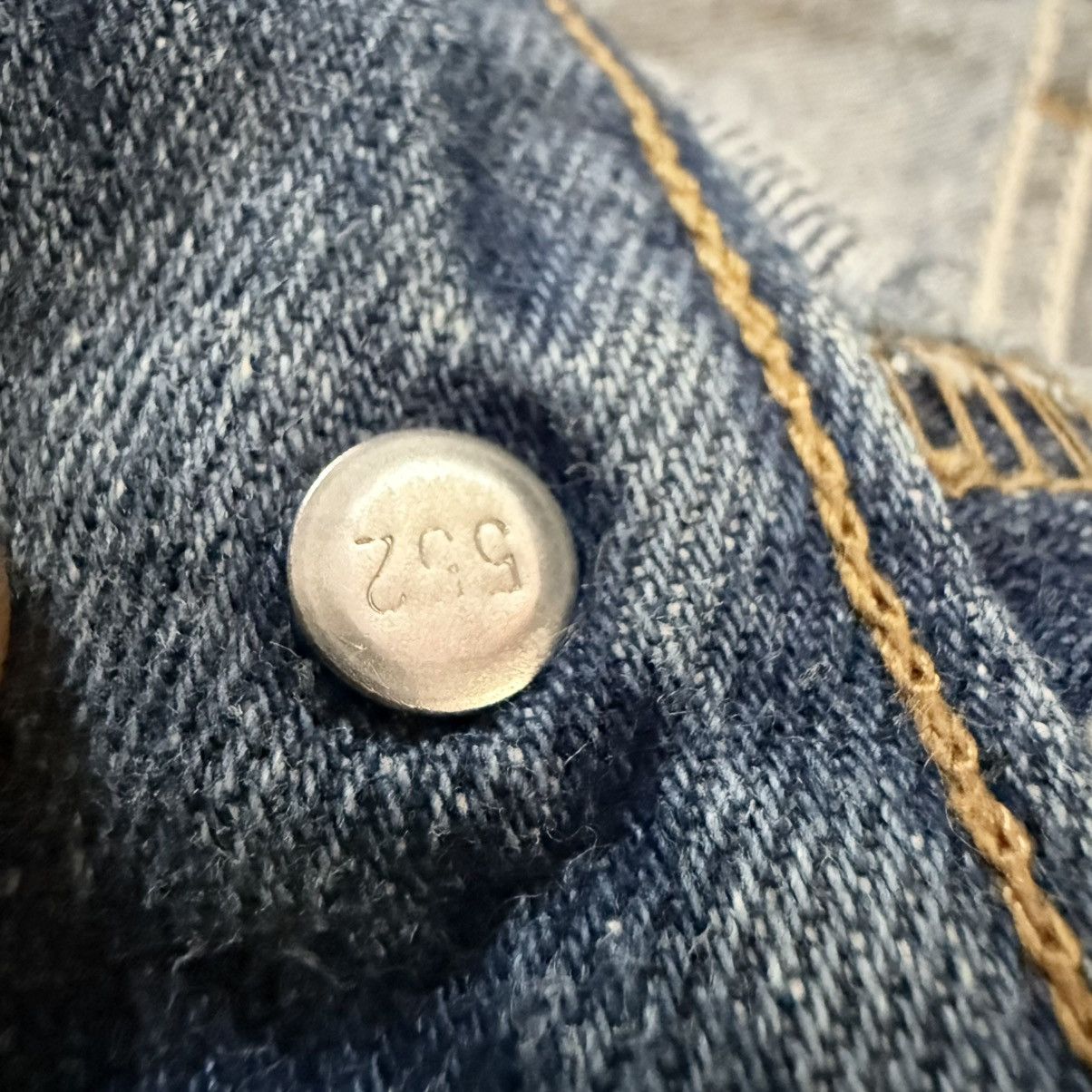 Levi's Vintage Clothing 🇺🇸 Vintage 1995 Levis 501 Made in Usa Distressed Dirty Washed Size US 29 - 15 Thumbnail