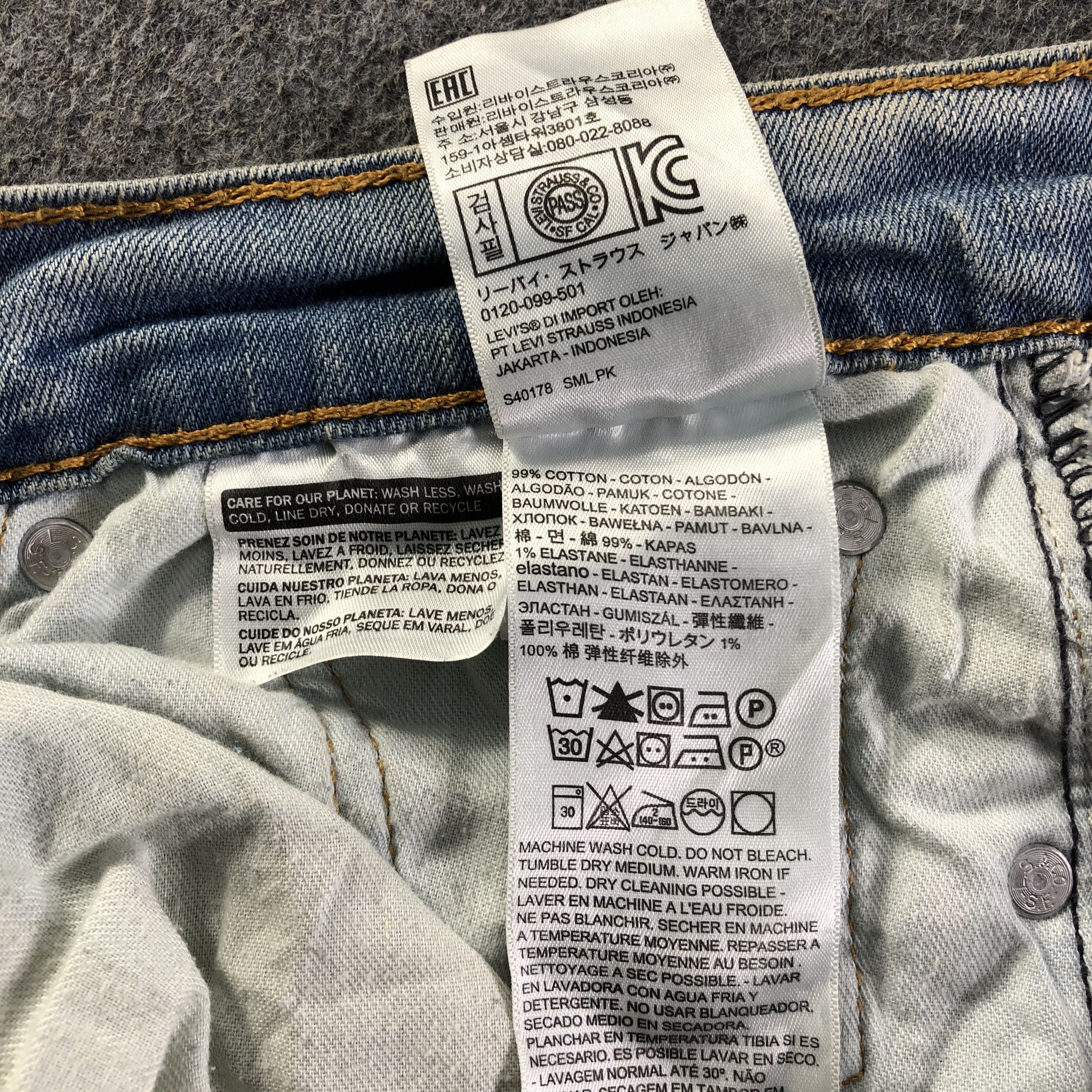 Levi's Vintage Light Wash Levis 513 Jeans-J4280 Size US 35 - 10 Thumbnail