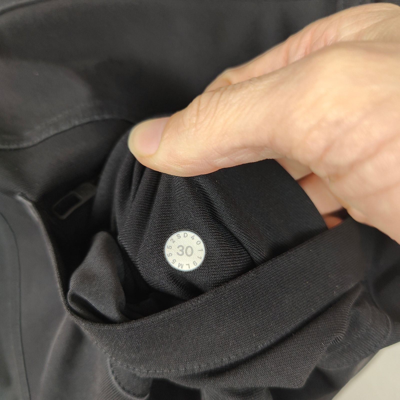 Lululemon Lululemon ABC Slim Pants 30 Warpstreme 34" Black Stretch Size US 30 / EU 46 - 7 Thumbnail