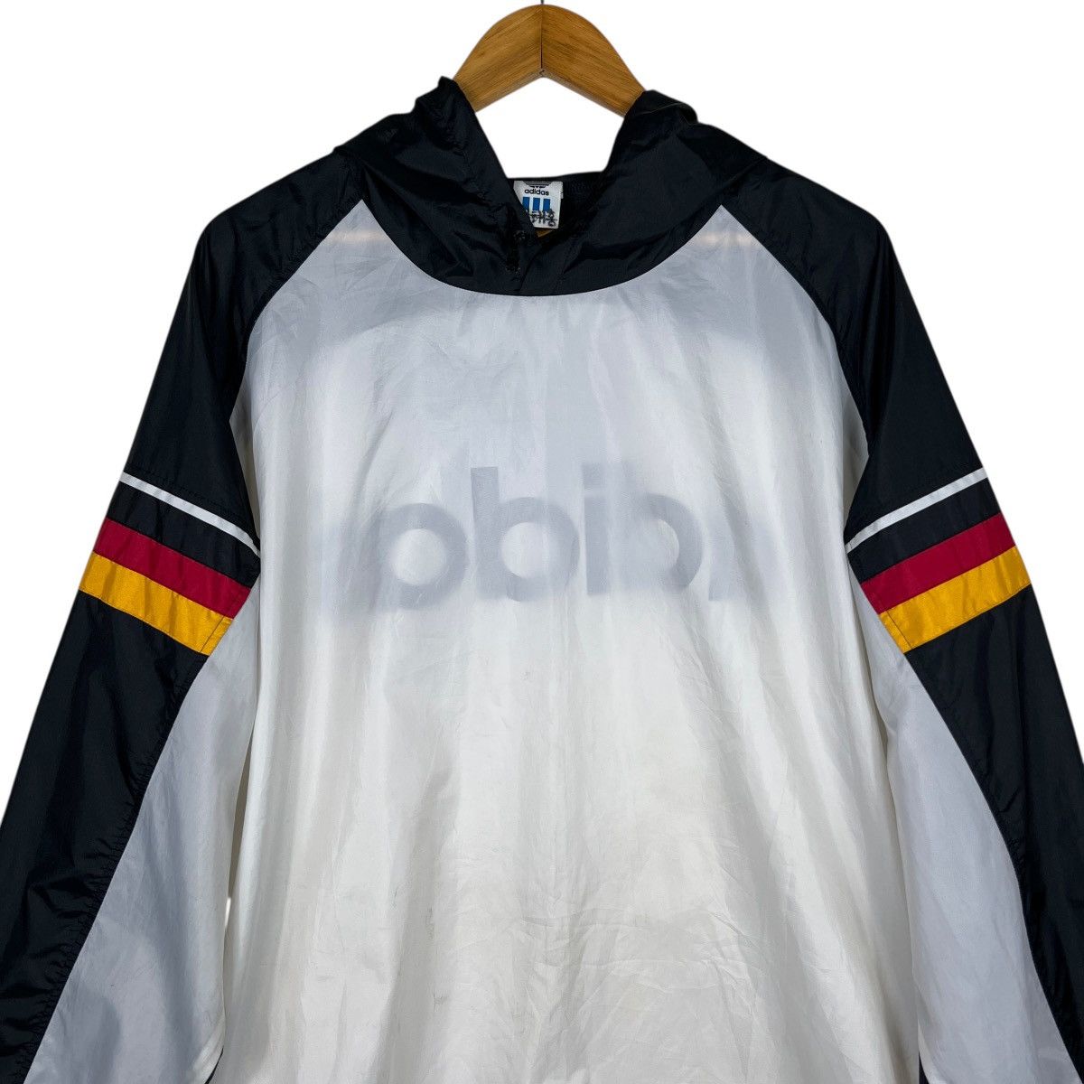 Adidas 🔥 VINTAGE ADIDAS COLOURWAY GERMANY LIGHT JACKET Size US M / EU 48-50 / 2 - 4 Thumbnail