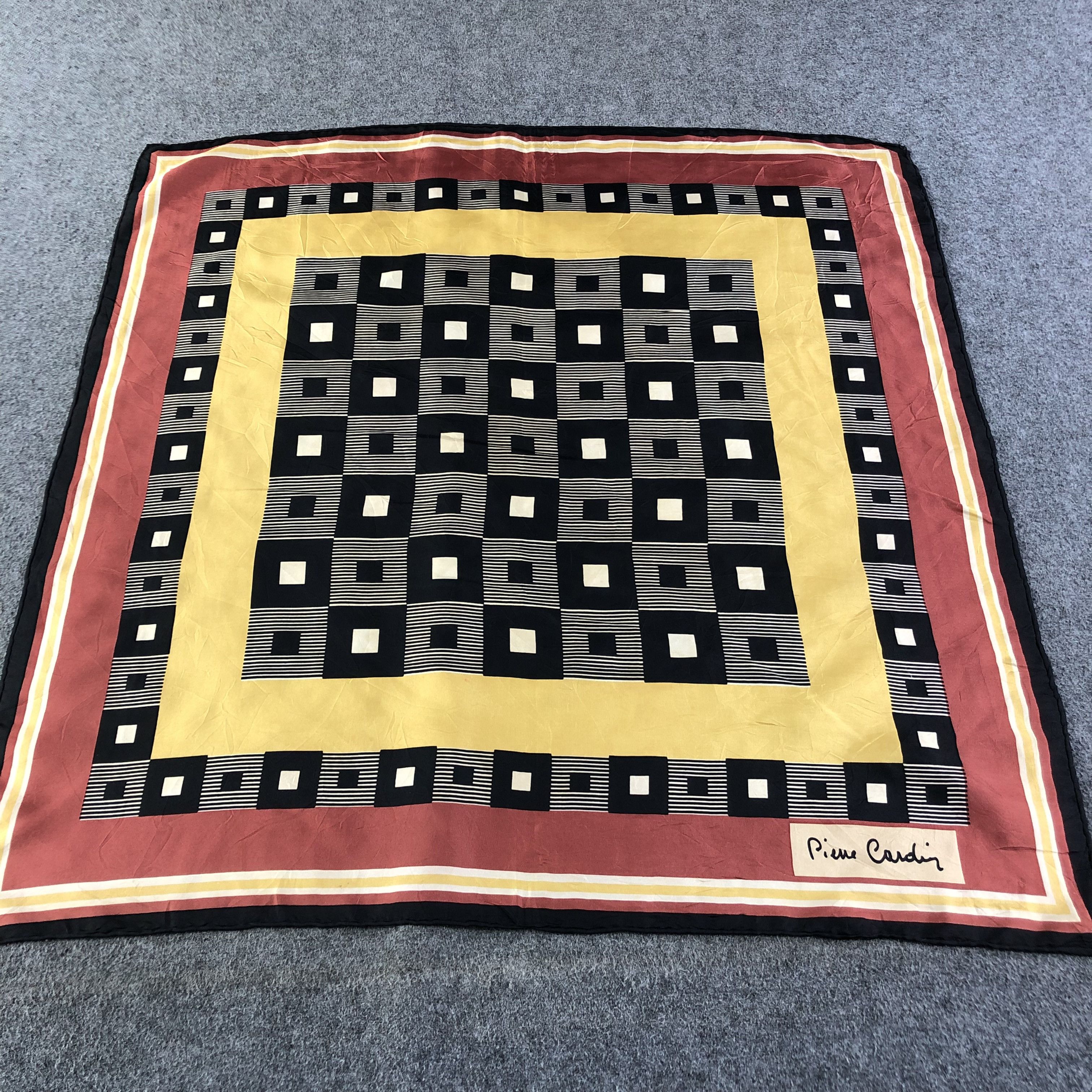 Pierre Cardin Pierre Cardin Silk Scarf M822 Size ONE SIZE - 1 Thumbnail