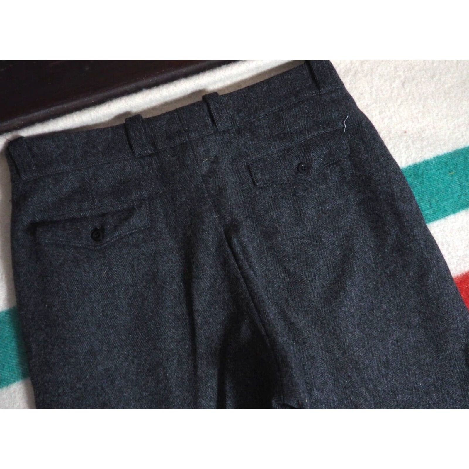 Vintage VINTAGE Woolrich Field Pants Mens 36x29 Wool Gray 60s 70s Outdoor Military/Landgirl Flat Front Straight Leg USA Size US 36 / EU 52 - 4 Thumbnail
