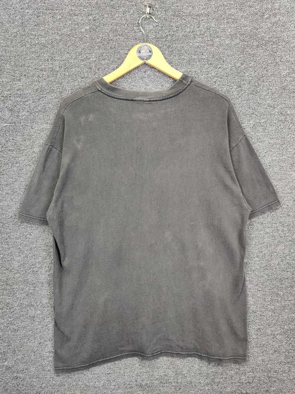 Band Tees Vintage Joy Division Love Will Tear Us Apart Band Tee Tshirt Size US XL / EU 56 / 4 - 6 Thumbnail
