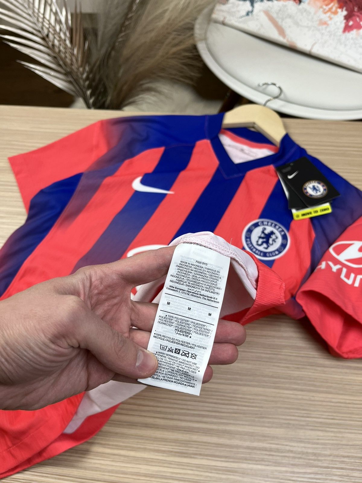 Nike CHELSEA LONDON 2020/2021 FOOTBALL SOCCER HAVERTZ JERSEY Size US M / EU 48-50 / 2 - 9 Thumbnail