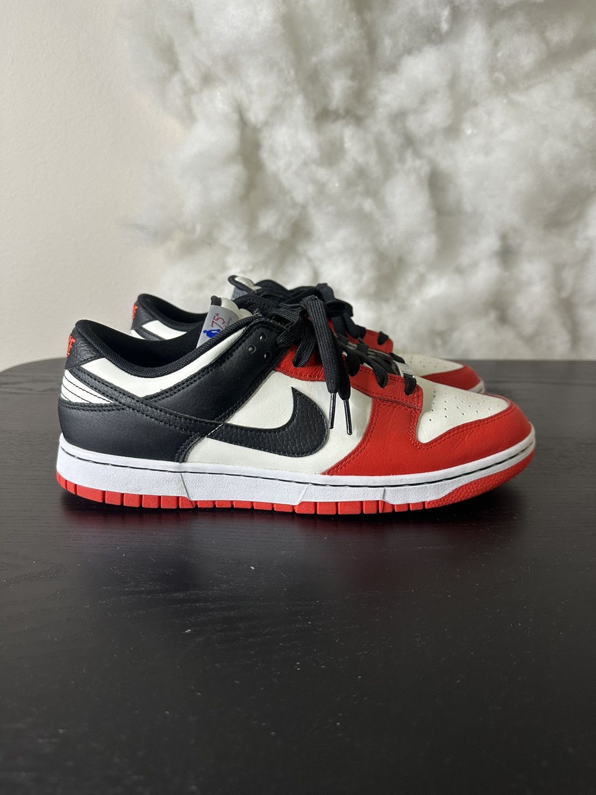 Nike Dunk Low EMB NBA 75th Anniversary Chicago men's Sneaker