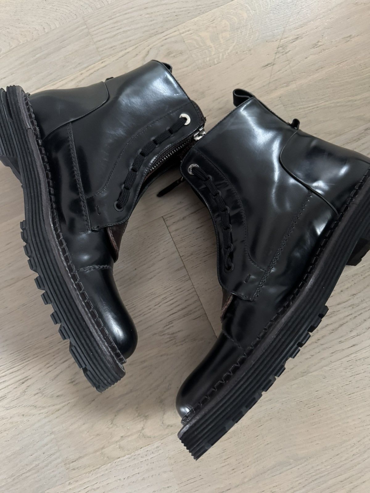 Fendi FENDI boots marked size UK7 study all photos and description Size US 8 / EU 41 - 5 Thumbnail
