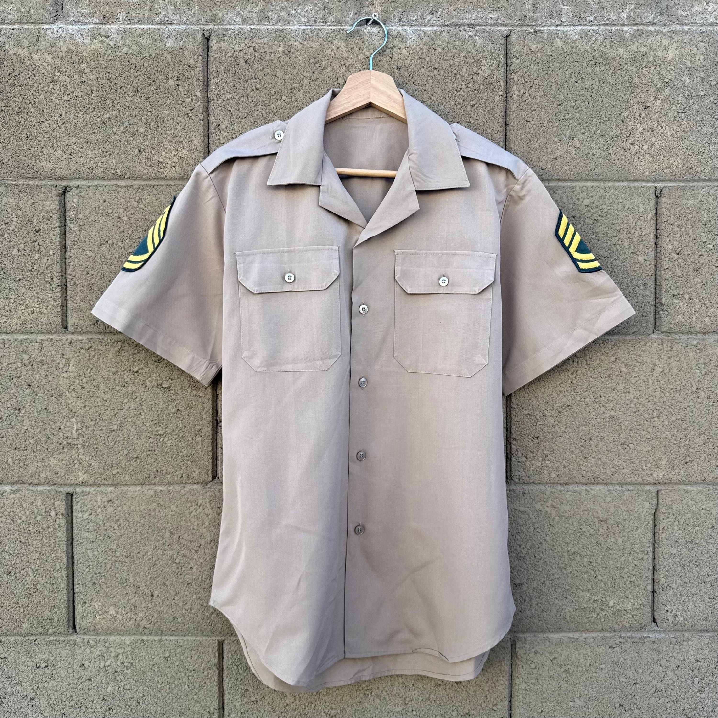 Vintage 60’s US Military Short Sleeve Button Down Shirt Size US M / EU 48-50 / 2 - 1 Thumbnail