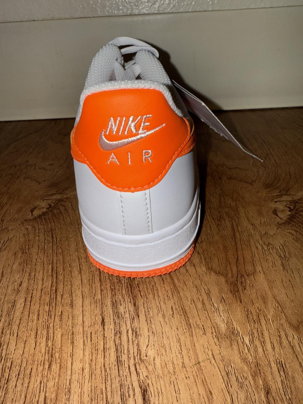 Nike Nike Air Force 1 Low White Bright Safety Orange (GS) Sample Size US 5 / EU 37 - 11 Thumbnail