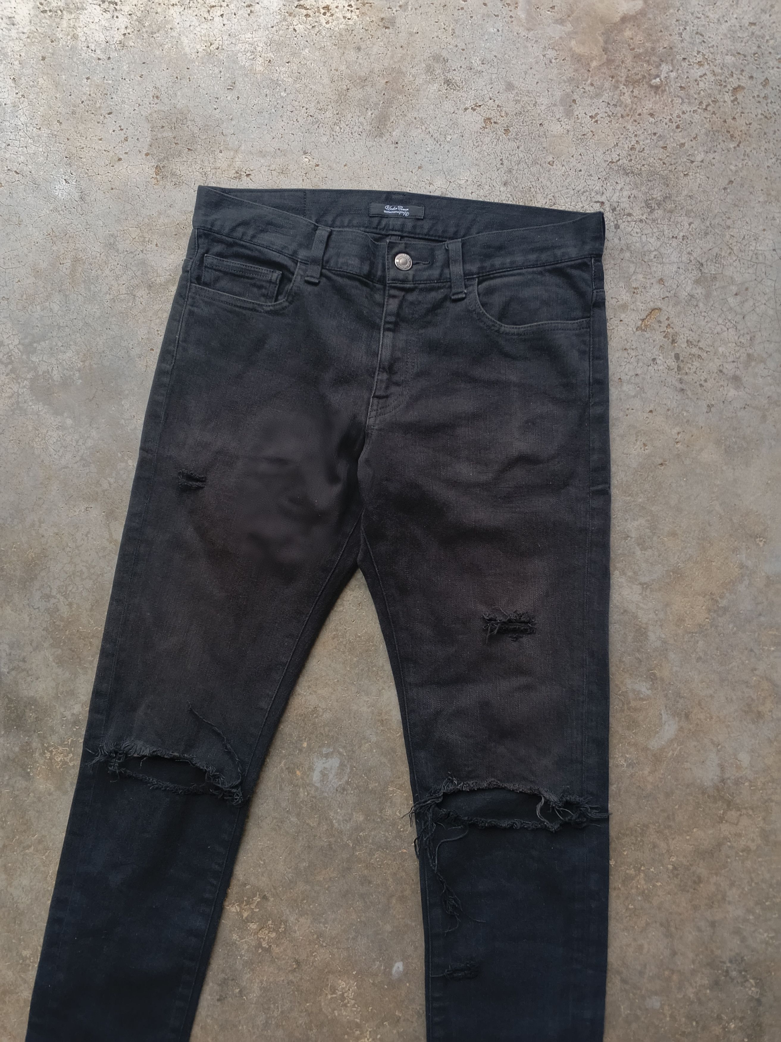 Undercover Undercover distressed skinny jeans Size US 30 / EU 46 - 2 Thumbnail