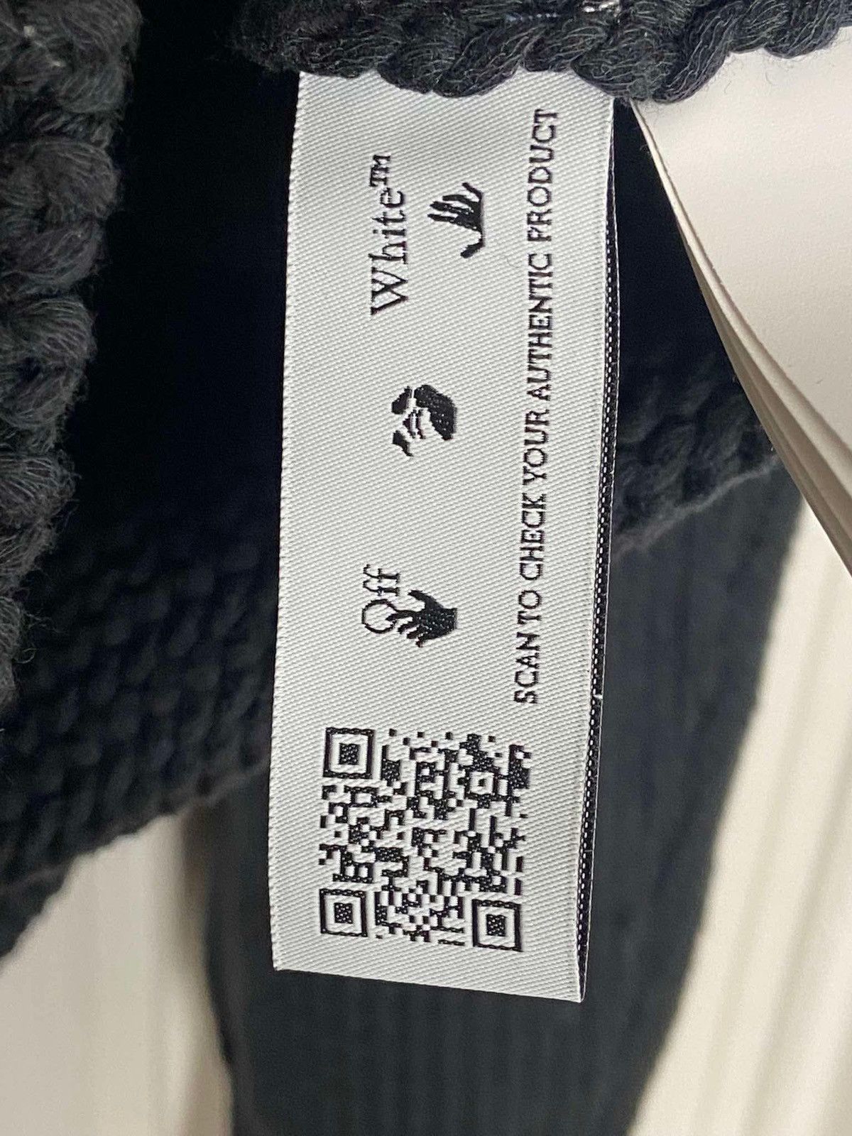 Off-White Off-White Patch Knit Cardigan RRP 895 Euro Rare size S Size US S / EU 44-46 / 1 - 9 Thumbnail