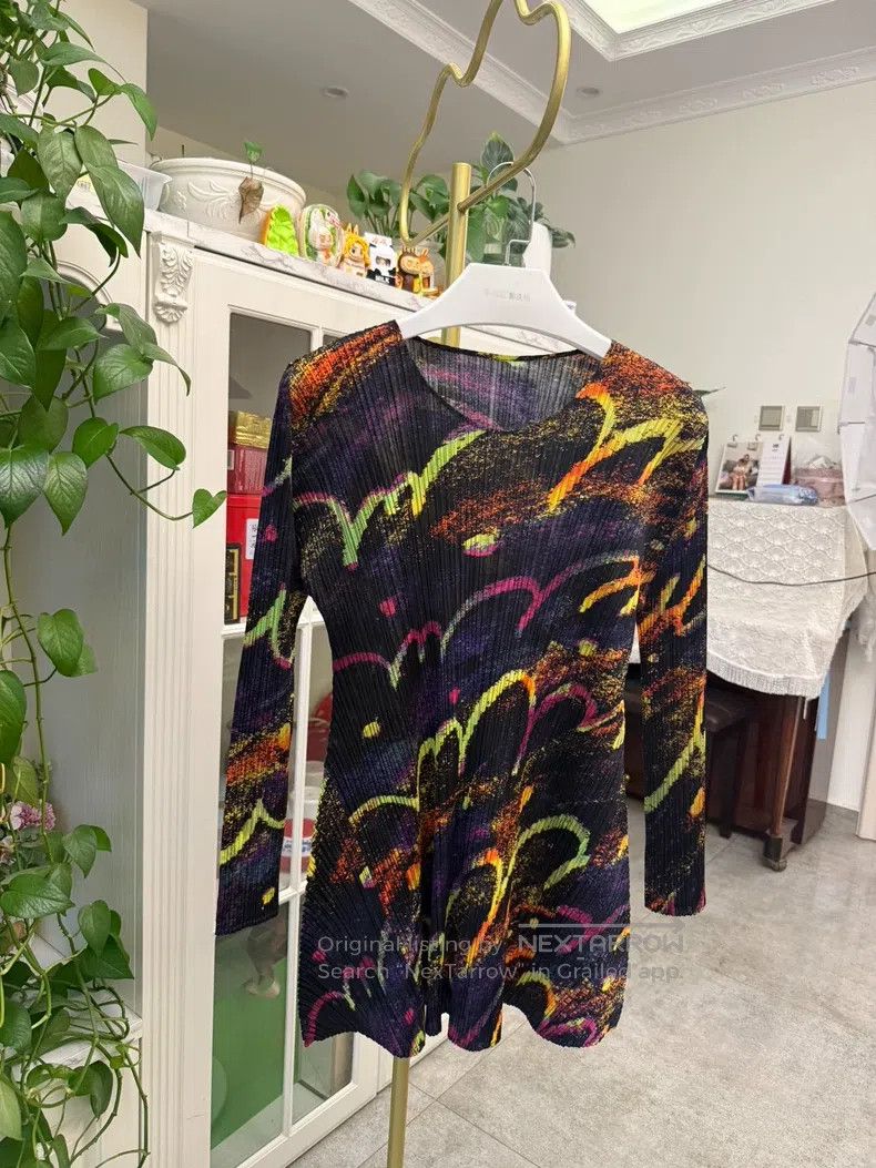 Issey Miyake Issey Miyake Firework Print Top Size L / US 10 / IT 46 - 2 Thumbnail