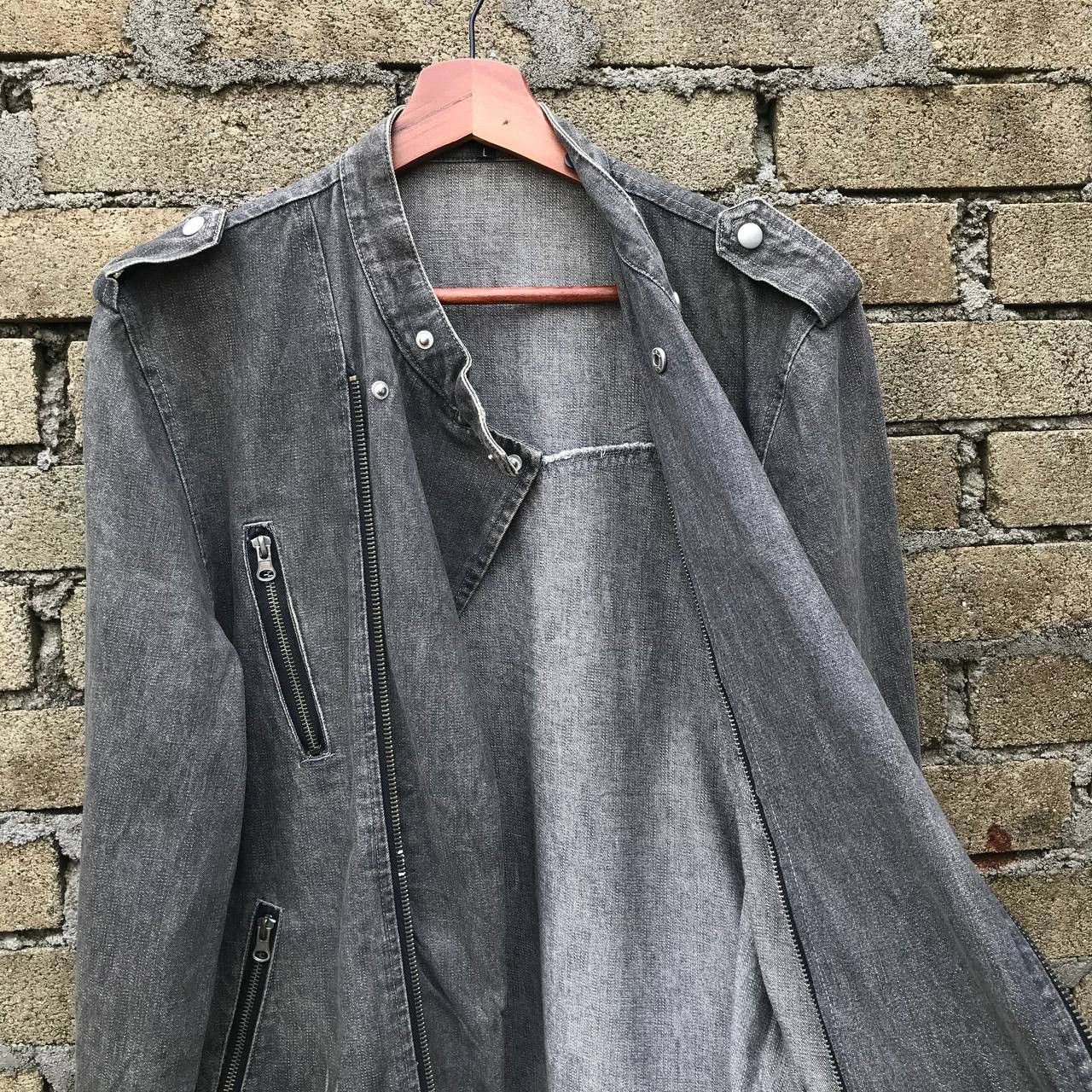20471120 × In The Attic × Tornado Mart VINTAGE IN THE ATTIC BIKER BONDAGE JACKET BELTING ZIPPER Size US L / EU 52-54 / 3 - 1 Thumbnail