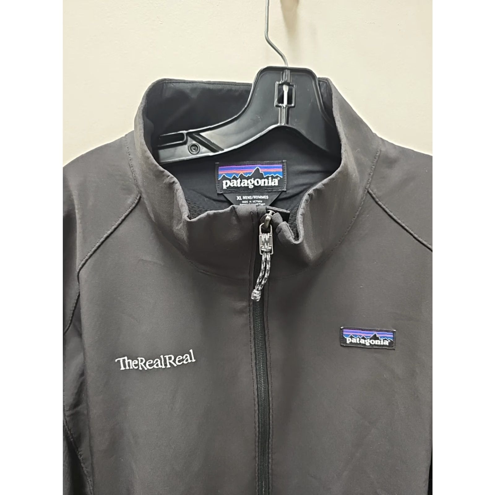 Patagonia Patagonia Jacket Adult XL Black Softshell Full Zip Logo Pockets Mens Size US XL / EU 56 / 4 - 2 Thumbnail