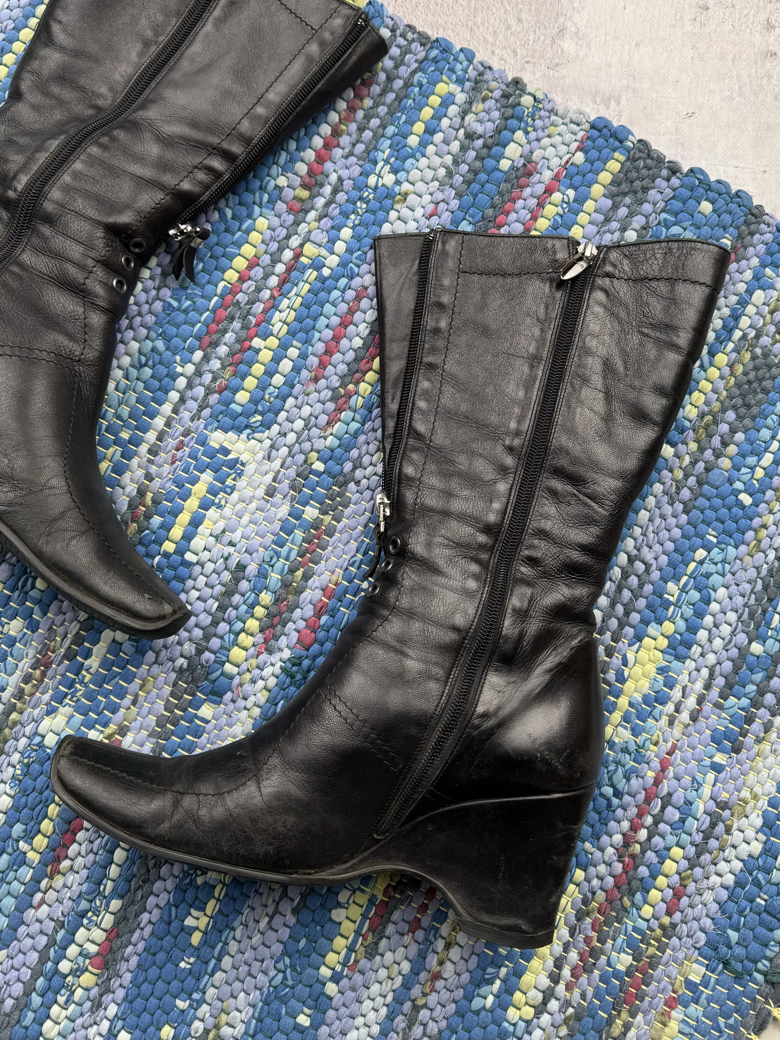 Vintage Vintage Leather Futuristic Boots A722D4(209) Size US 8 / IT 38 - 7 Thumbnail