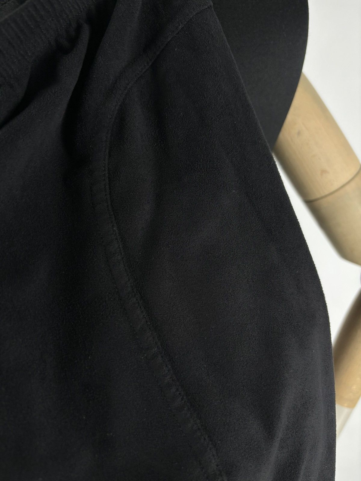 Vintage SAVE THE QUEEN Marco Fantini Suede-Velvet Italy Black Polyester Elastane Pants Trousers L Size 26" / US 2 / IT 38 - 20 Thumbnail