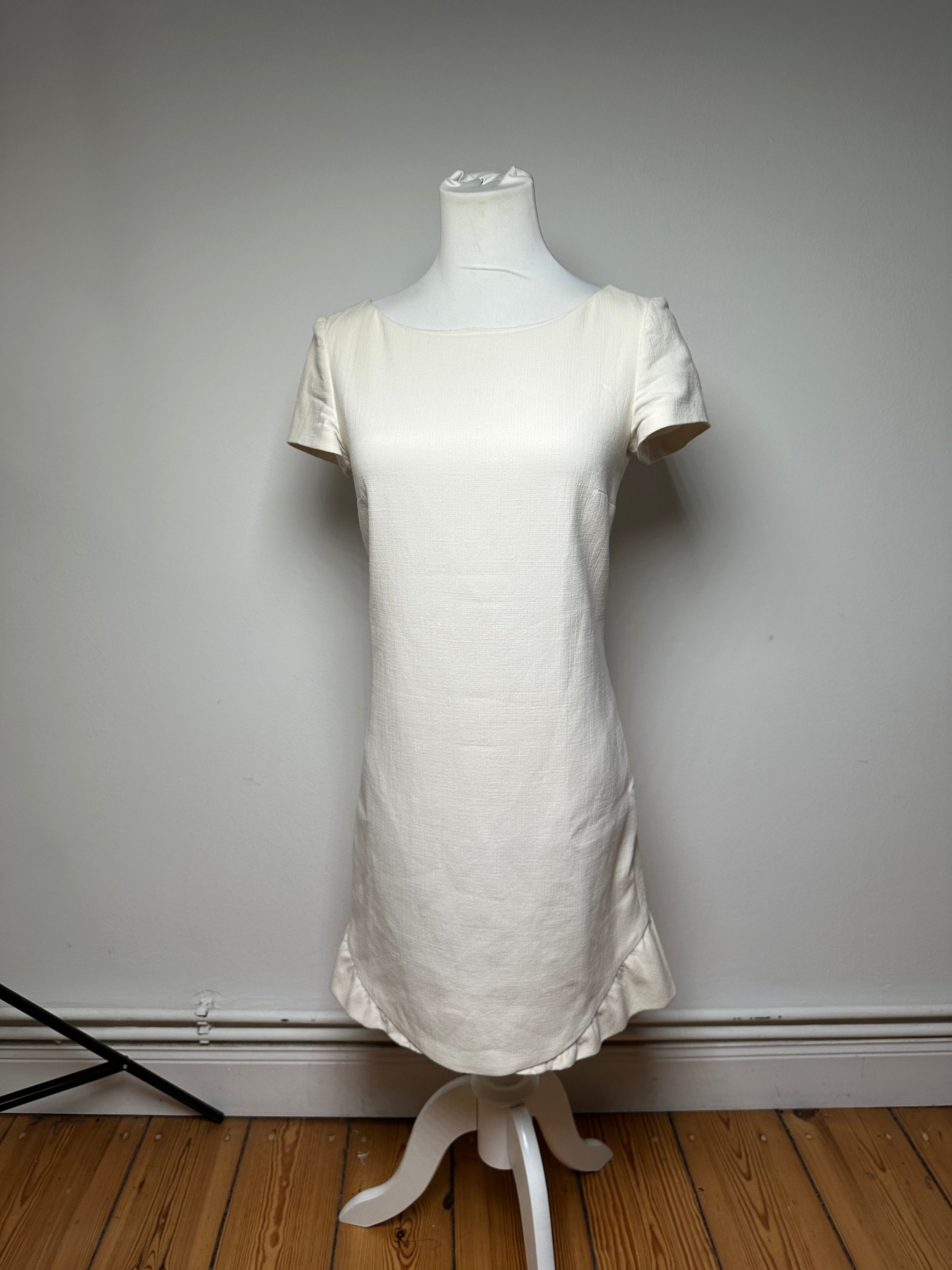 Emilio Pucci Vintage Wool Dress White M Size XS / US 0-2 / IT 36-38 - 1 Thumbnail