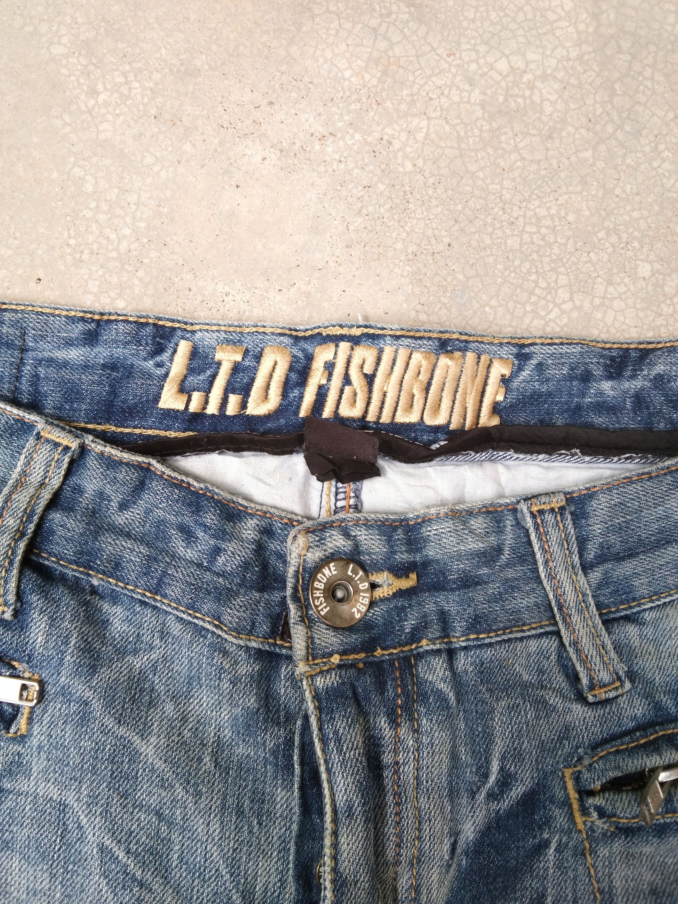 Jean Vintage Retro Punk Fishbone Straight Leg Distressed Jeans Size US 34 / EU 50 - 6 Thumbnail
