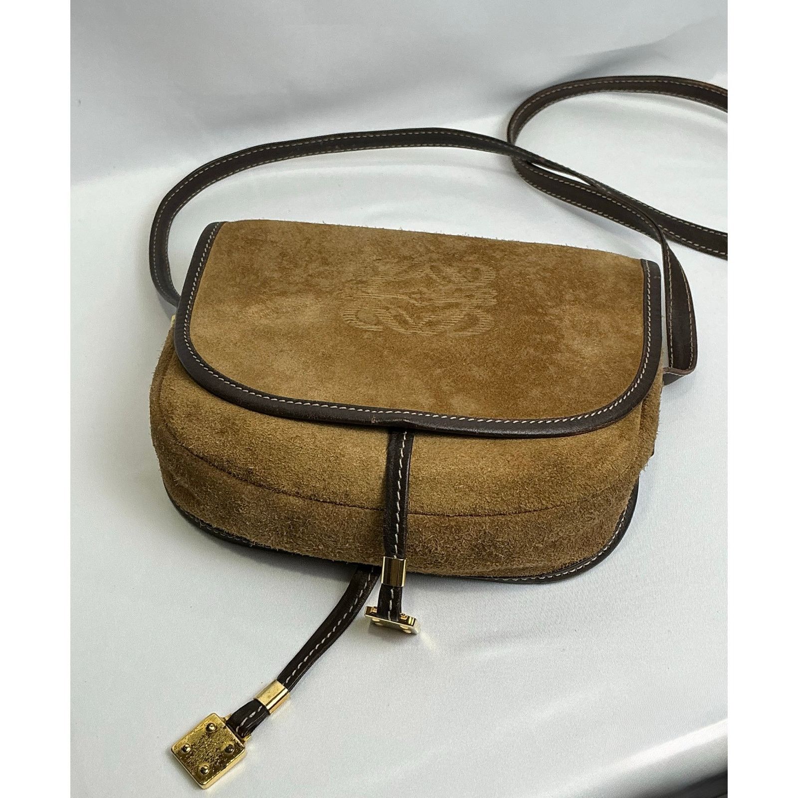 Loewe Vintage Loewe Crossbody Anagram Shoulder Bag Suede Leather Size ONE SIZE - 9 Thumbnail