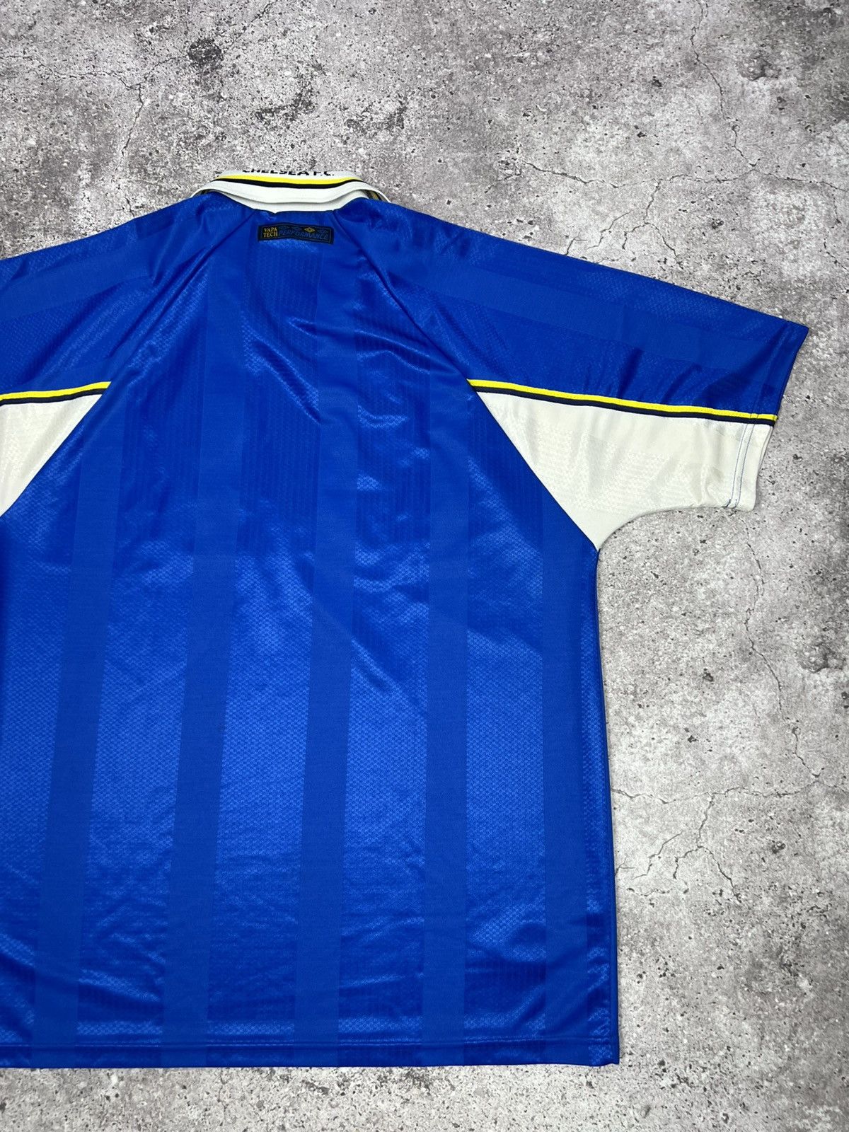 Umbro Vintage Umbro Chelsea 1997/1999 Home Football Shirt Jersey Size US L / EU 52-54 / 3 - 13 Thumbnail