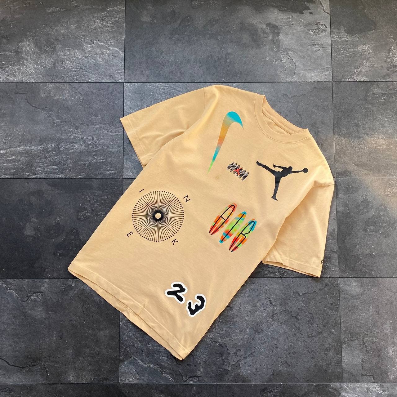 Jordan Brand × Vintage Rare big logo Jordan Nike tee shirt Size US S / EU 44-46 / 1 - 1 Thumbnail