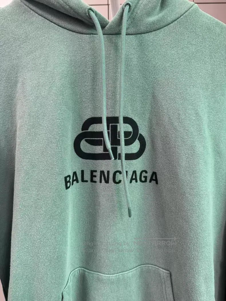 Balenciaga Balenciaga Green Buckle Hoodie Size US S / EU 44-46 / 1 - 4 Thumbnail