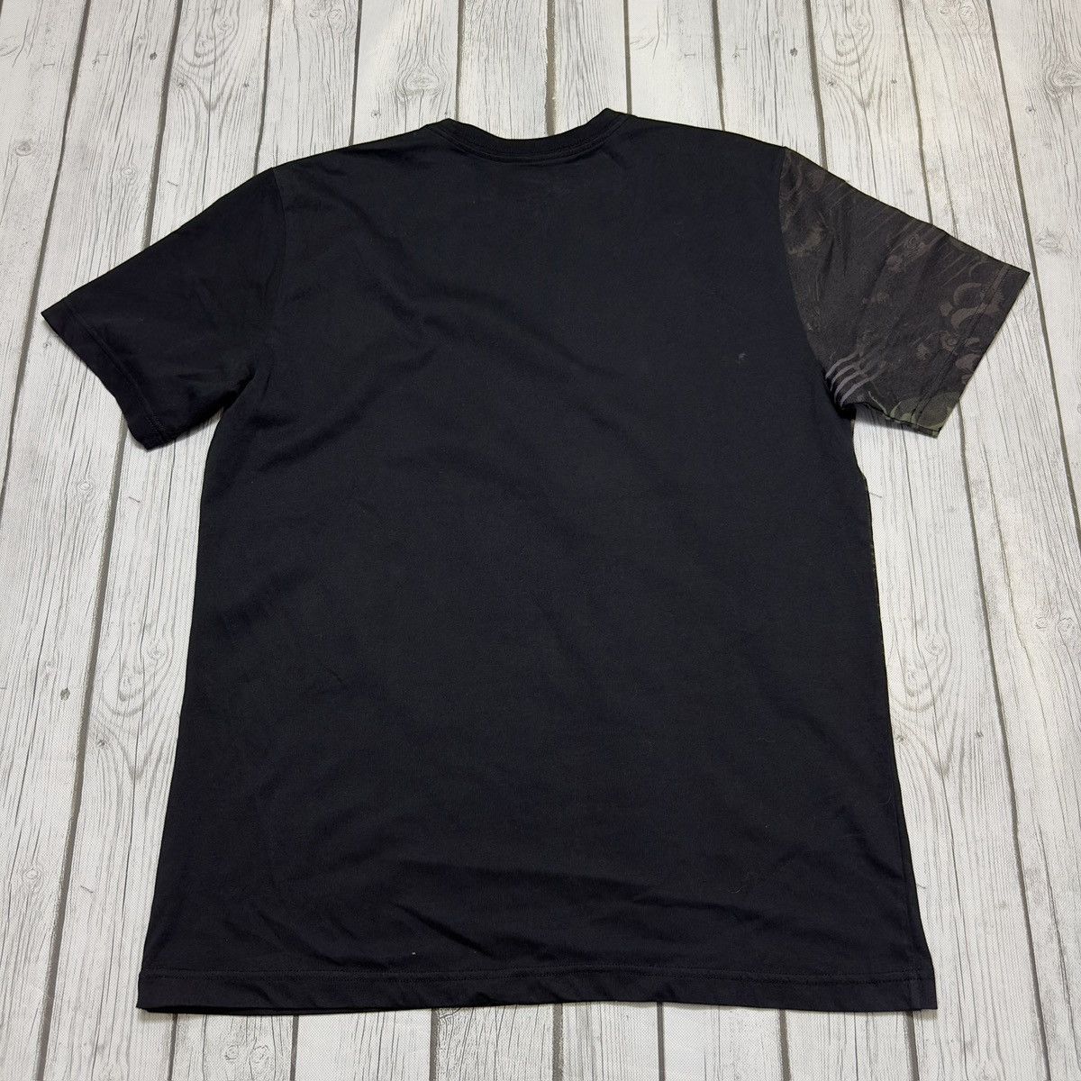 Nike LeBron James tee Size US L / EU 52-54 / 3 - 2 Thumbnail