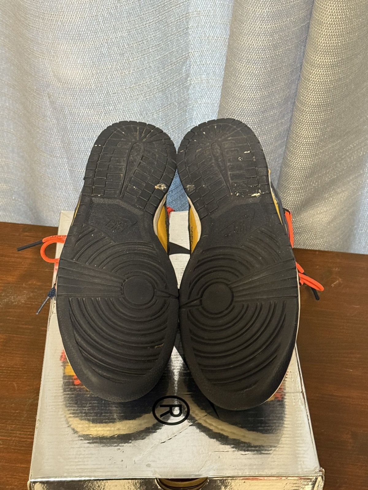 Off-White University Gold Off-White Dunk Size US 10 / EU 43 - 5 Thumbnail