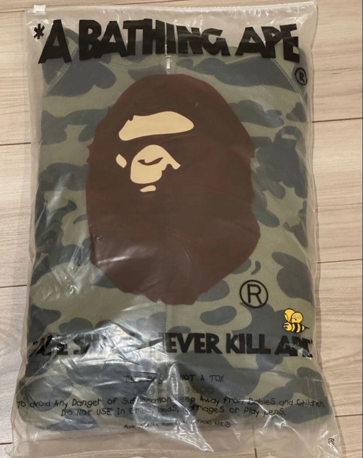 Bape RARE OG 2006 A BATHING APE GREEN 1ST CAMO FULLZIP HOODIE Size US S / EU 44-46 / 1 - 5 Thumbnail