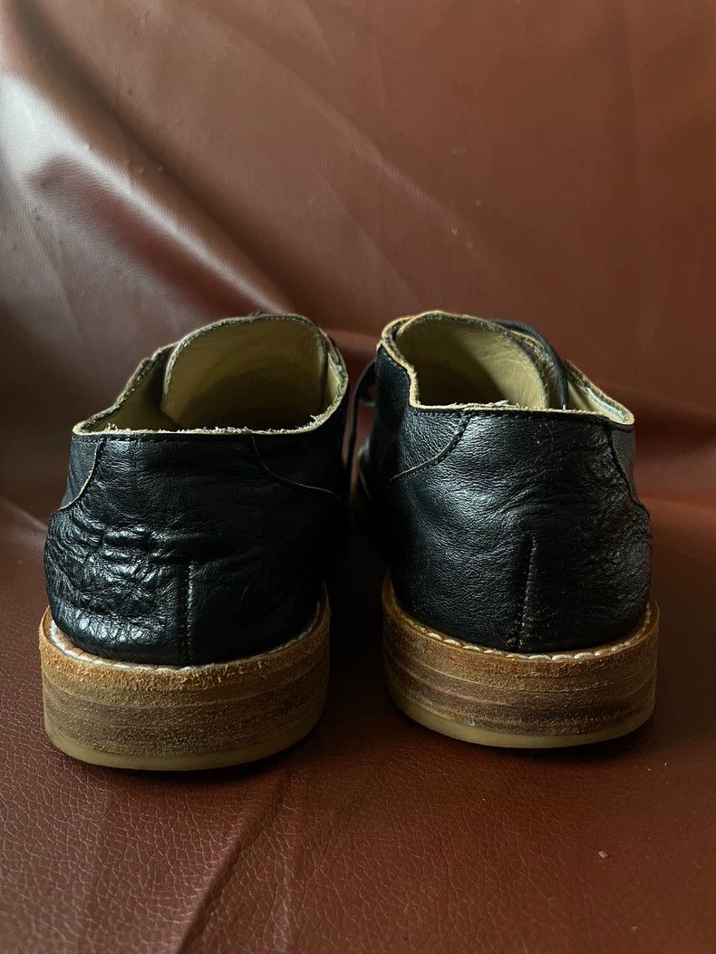 Comme des Garcons Comme des Garçons size 22 Pointed leather shoes in black Size US 7 / EU 40 - 6 Thumbnail