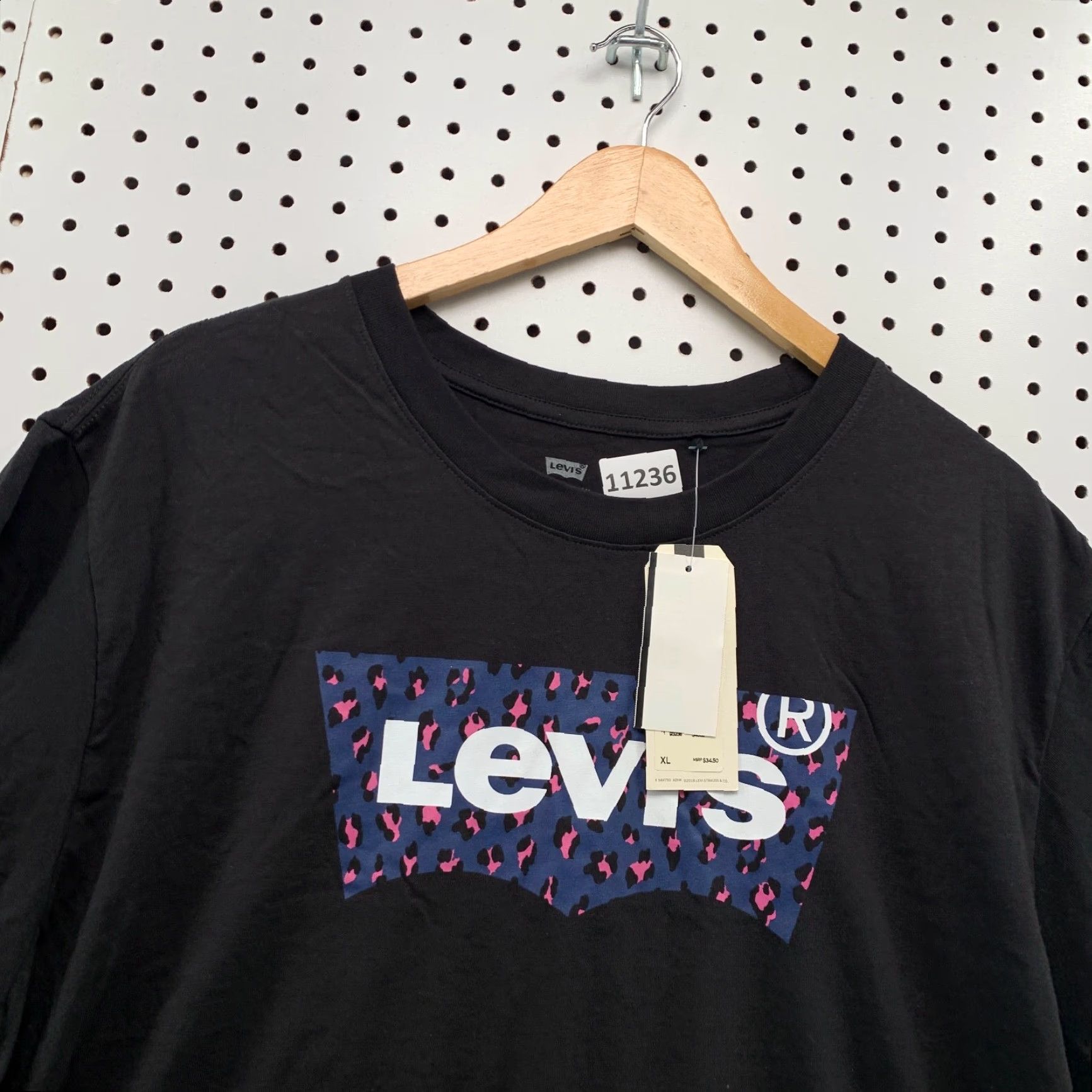 Levi's VINTAGE Levi's Shirt Womens XL Black Leopard Print Classic NWT T-Shirt Size XL / US 12-14 / IT 48-50 - 5 Thumbnail