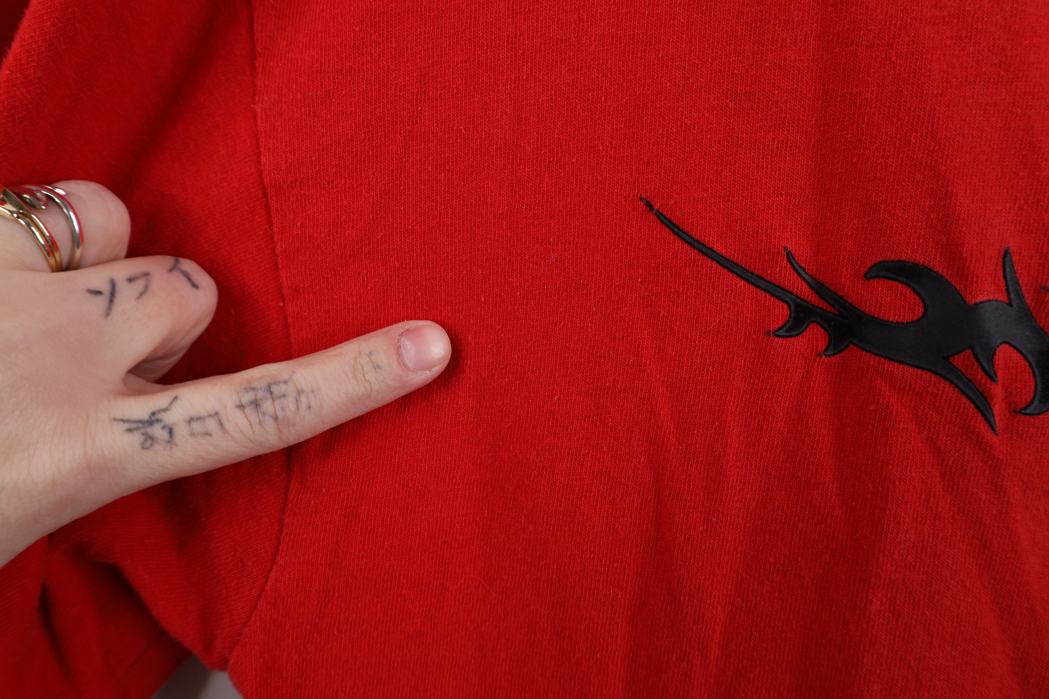 Vintage Vintage 90s Y2K Streetwear Tribal Dragon T-Shirt Red Size US L / EU 52-54 / 3 - 7 Thumbnail