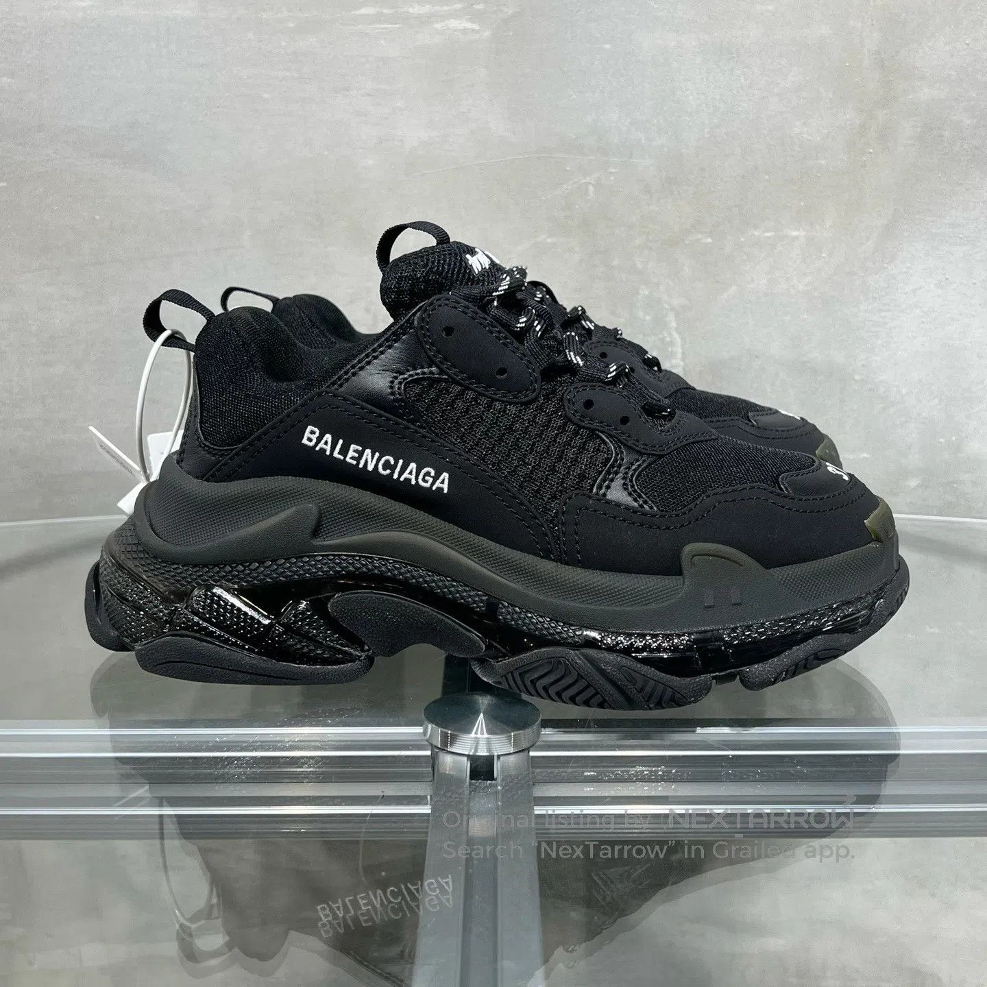 Balenciaga Balenciaga Black vintage dad shoes with a worn-out look Size US 6.5 / IT 36.5 - 4 Thumbnail