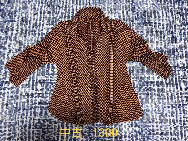 Issey Miyake issey miyake Five-quarter sleeved top 2506-Nextarrow Size US M / EU 48-50 / 2 - 1 Thumbnail