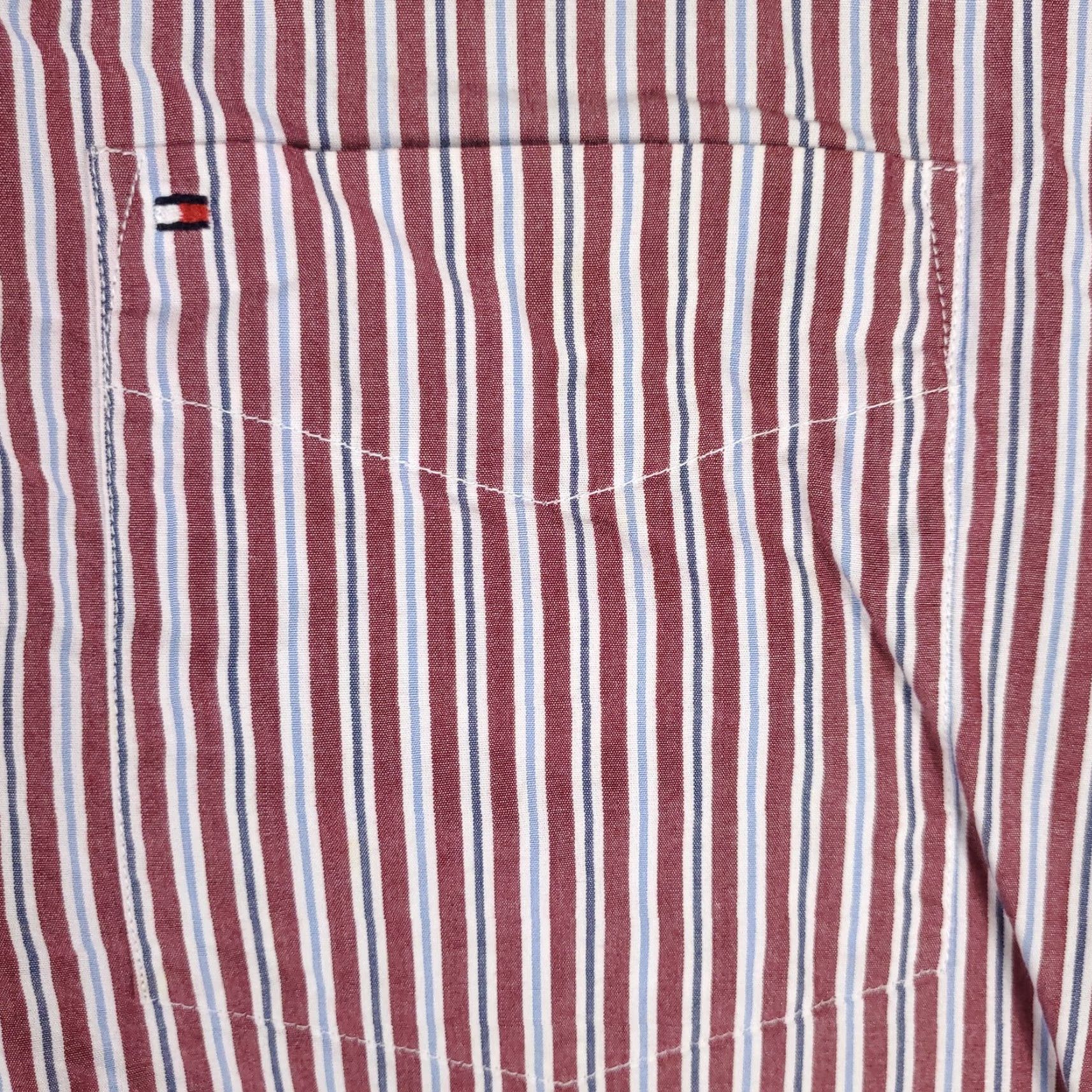 Tommy Hilfiger VINTAGE Tommy Hilfiger Heritage Poplin 2 Ply Red Striped Shirt Mens XL Button-Up Casual Classic Cotton Red 2Ply TH Heritage Mens XL Button-Down Shirt Size US XL / EU 56 / 4 - 2 Thumbnail