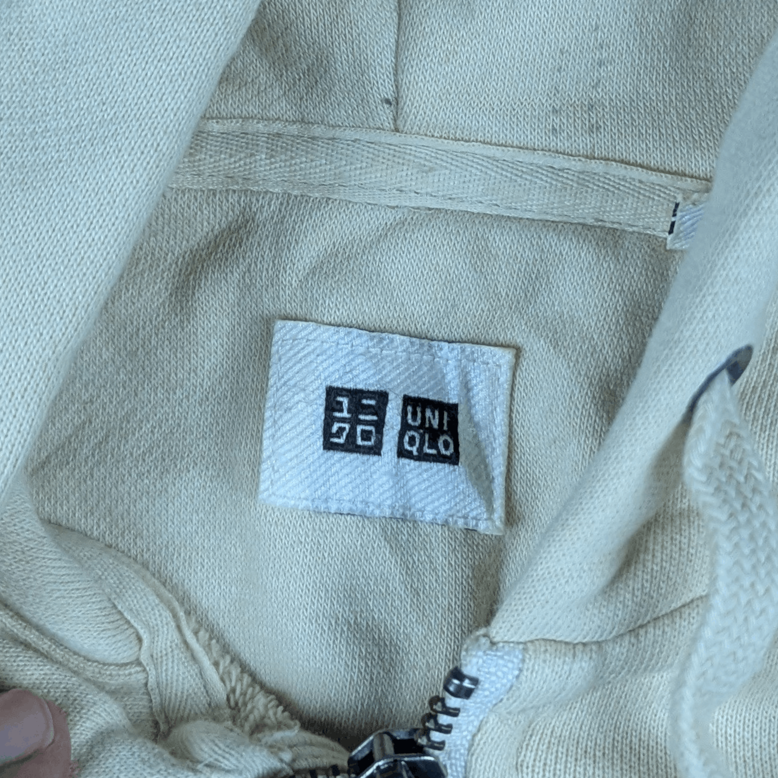 Uniqlo UNIQLO Zipper Hoodie Sweatshirts Jumper Pullover Sweater Size US XS / EU 42 / 0 - 12 Thumbnail