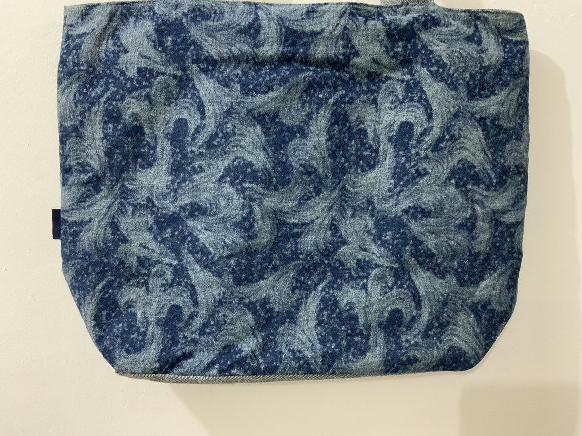 Japanese Brand Denim Flower Art Tote Bag Size ONE SIZE - 6 Thumbnail