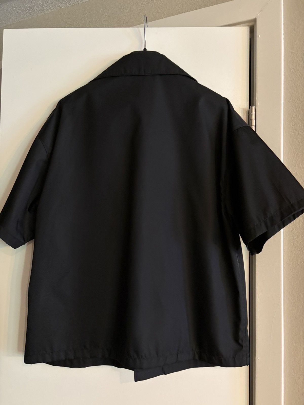 Prada Re-Nylon Oversized Short-sleeved Shirt Size US S / EU 44-46 / 1 - 11 Thumbnail