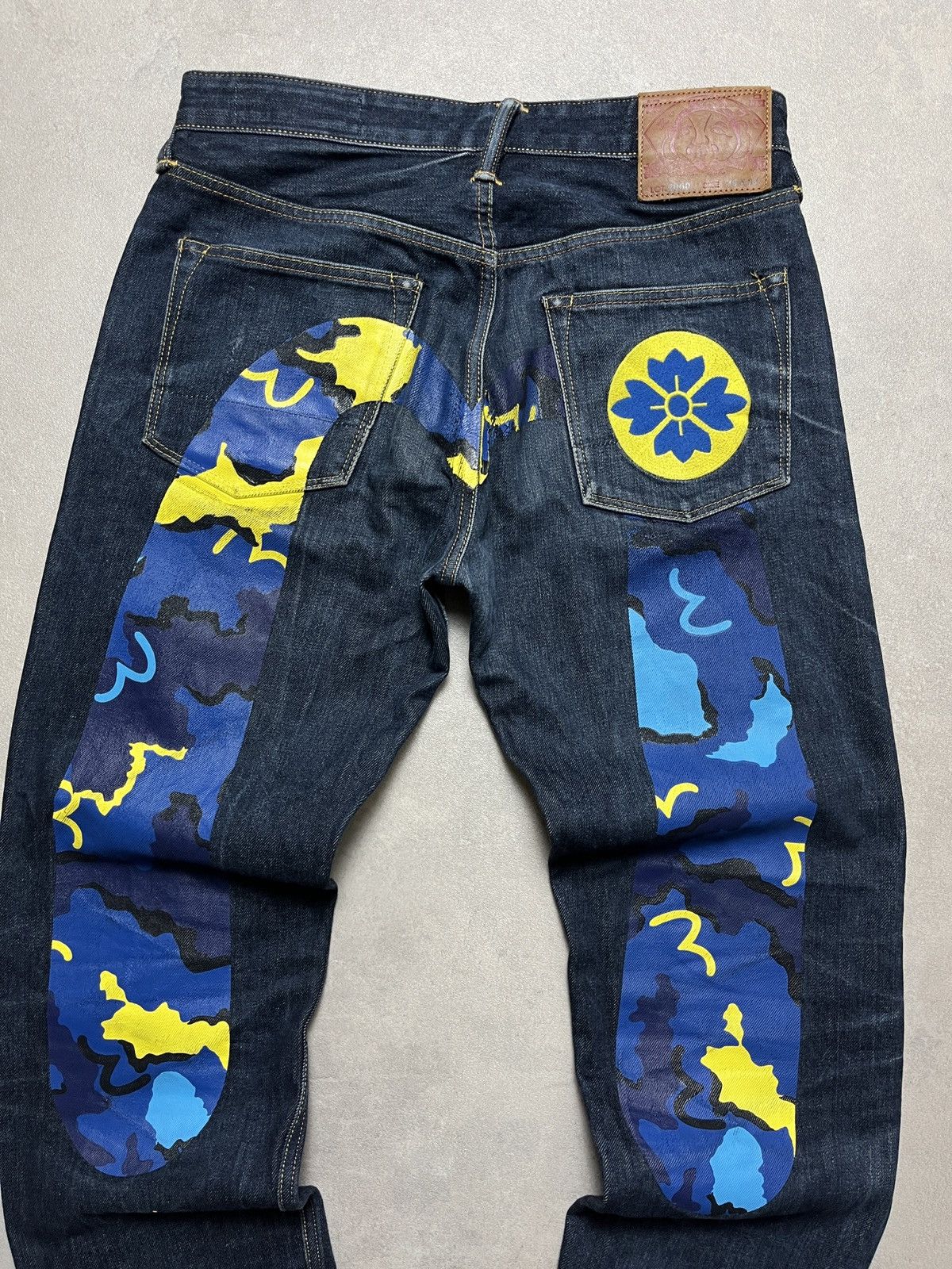 Evisu Evisu Camo Daicock Embroidered Logo Selvedge Denim Jeans Size US 30 / EU 46 - 2 Thumbnail