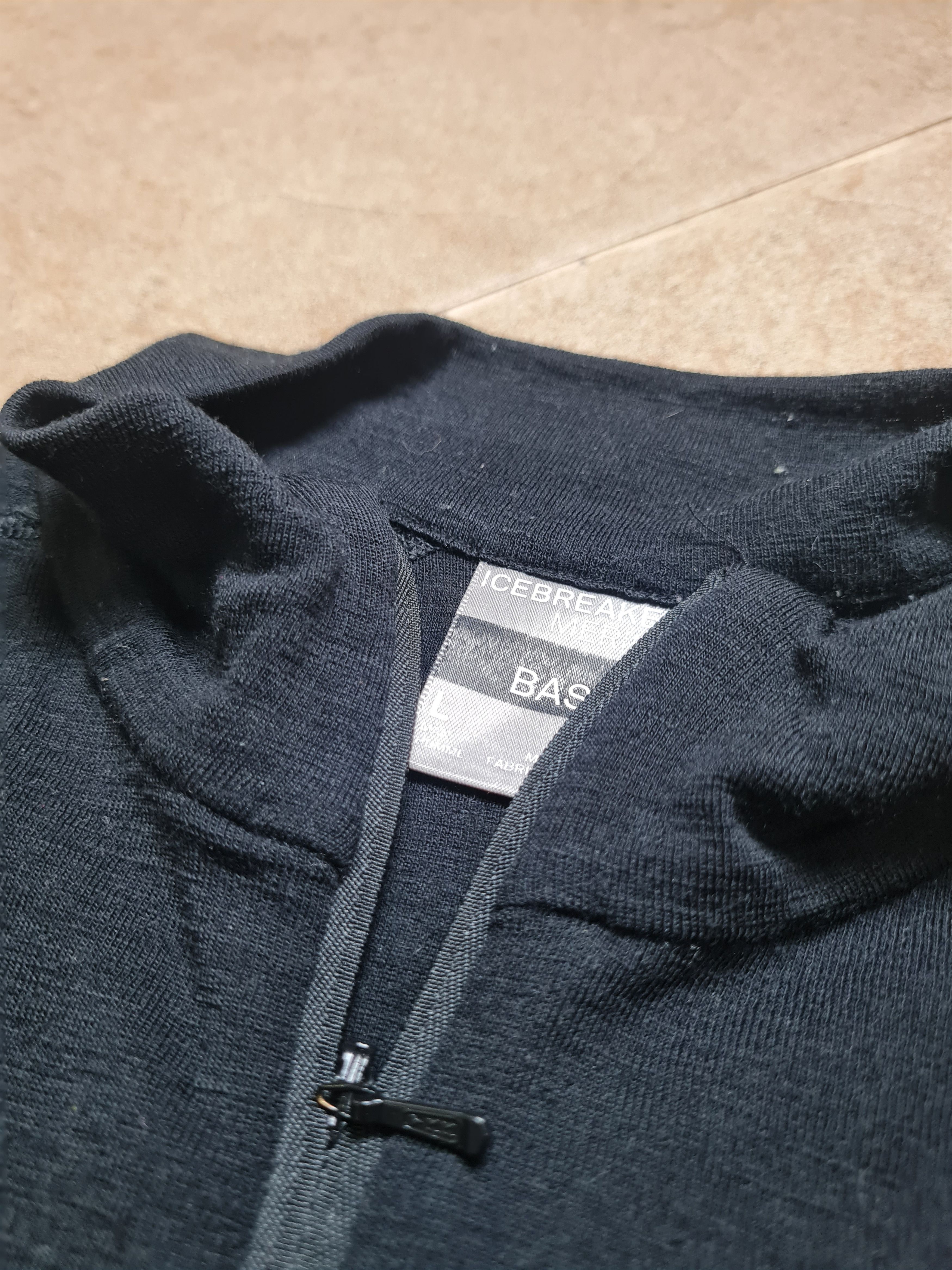 Icebreaker Trekking Icebreaker Wool Elemental Long Sleeve Black Merino Size US L / EU 52-54 / 3 - 11 Thumbnail