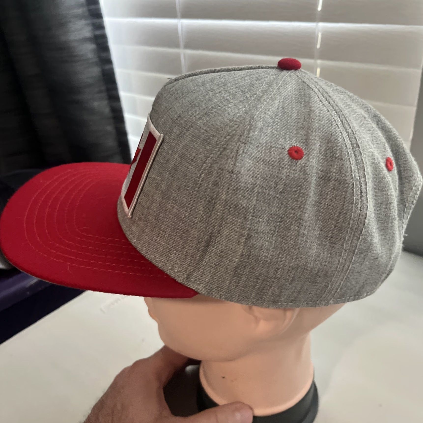 Vintage VINTAGE Canadian Flag Patch Hat SnapBack Otto Gray Red Size ONE SIZE - 2 Thumbnail