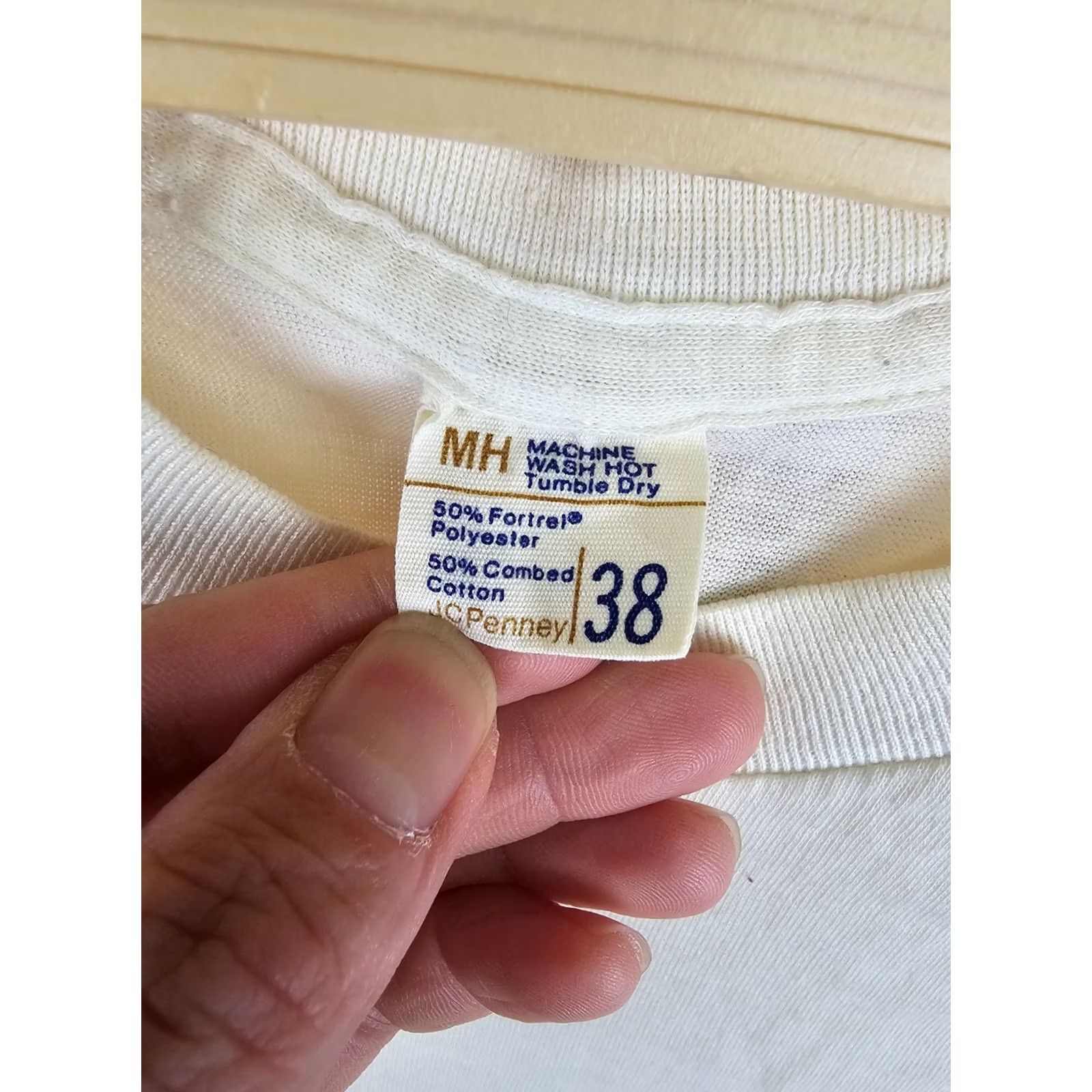 JCPenney VINTAGE JC PENNEY T-Shirt SHIRT Men SZ M 50/50 White Yellowing Logo Stitch 70's 70s Size US S / EU 44-46 / 1 - 7 Thumbnail